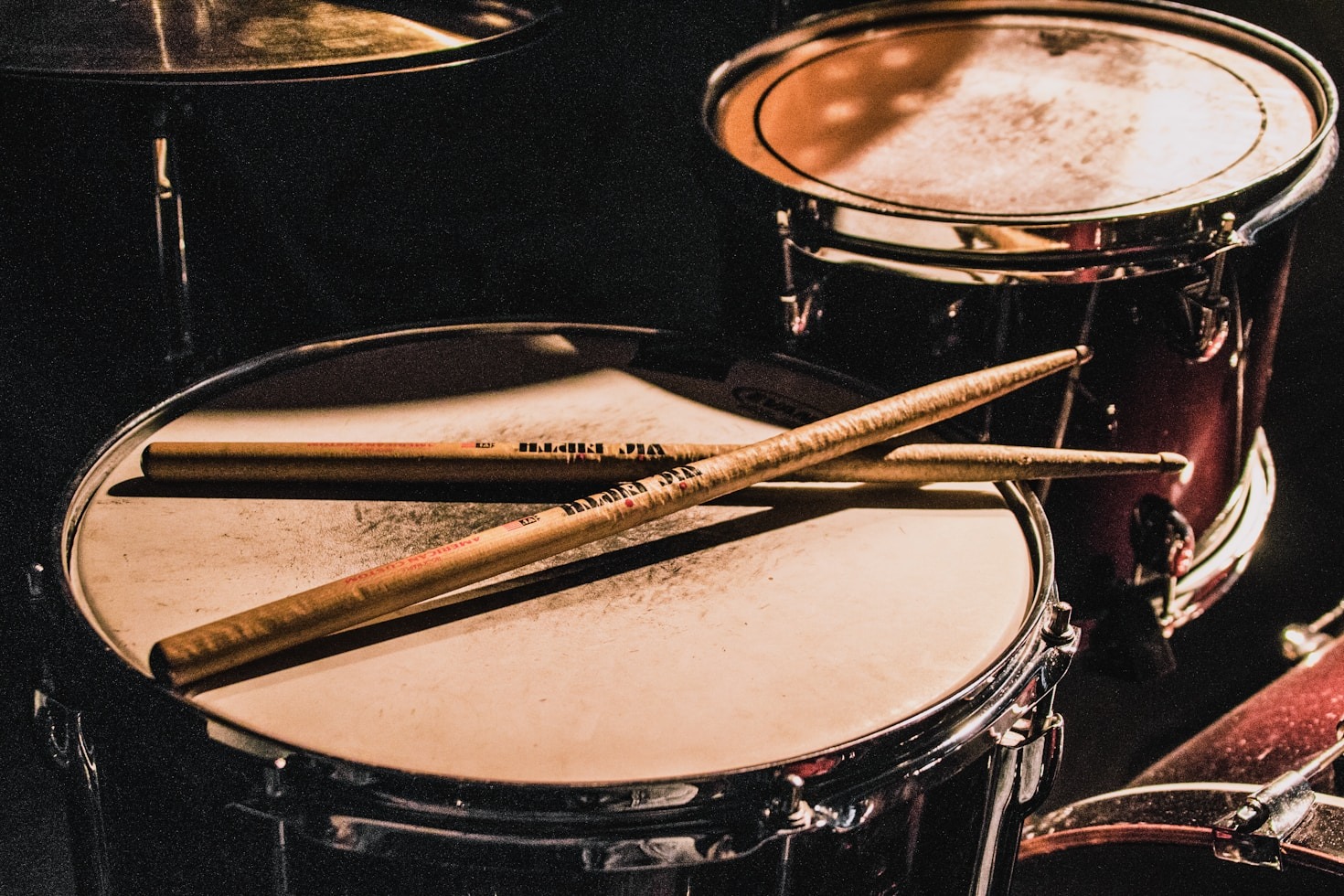 How Premium Drum Kits Enhance Your Sound